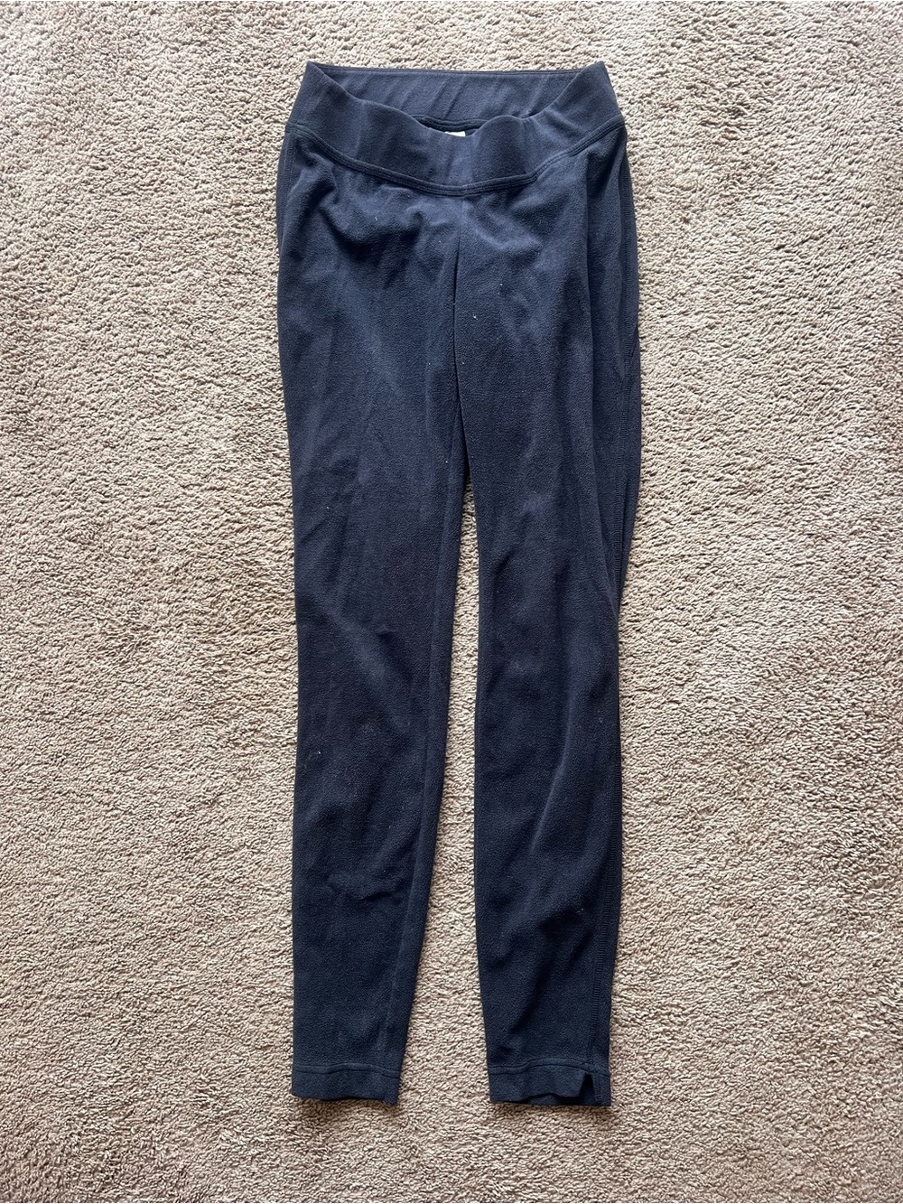 Never worn women’s Columbia fleece cozy base layer pants